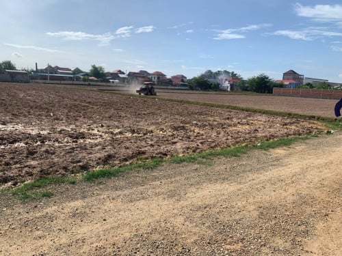 ដីលក់/Land for Sale ទីតាំង: សង្កាត់គោករកា ខណ្ឌព្រែកព្នៅ Location: Sangkat Kouk Rokar, Khan ព្រែកព្នៅ