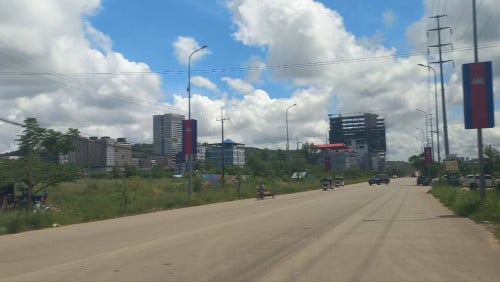 ដីលក់/Land for Sale ទីតាំង: កំពង់សោម Location: Sihanouk Ville