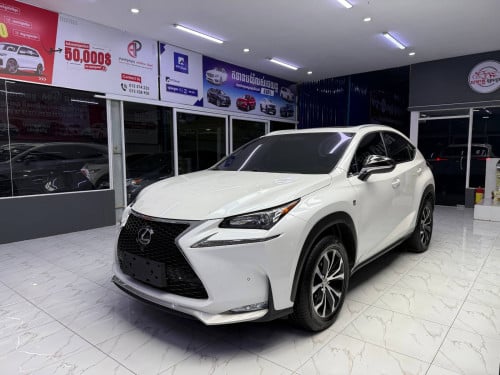 តម្លៃពិសេស LEXUS NX200T Year: 2015 Option : LUXURY UP F-SPORT