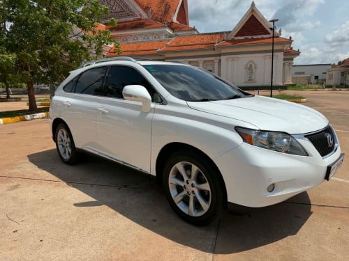 ឡានលក់Lexus RX350ឆ្នាំ2011ហ្វូលពេញប៉ុងមួយ