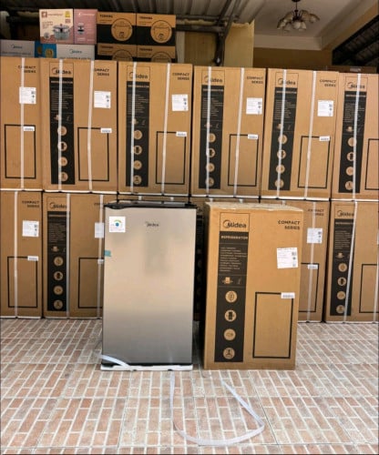 មានលក់ទូទឹកកក Midea 8 តឹក ថែមជើង+ ឆ្នាំង អ៊ុត