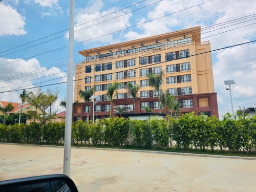 ដីលក់ តម្លៃក្រោមទីផ្សារ