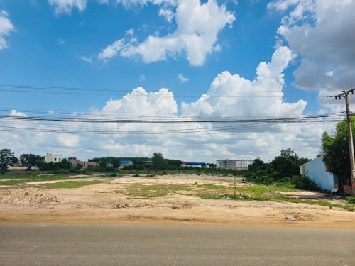 ដីលក់ តម្លៃក្រោមទីផ្សារ