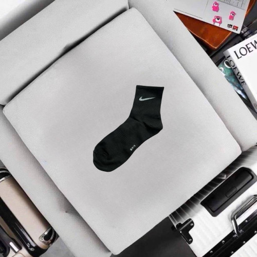 ស្រោមជើង / Socks