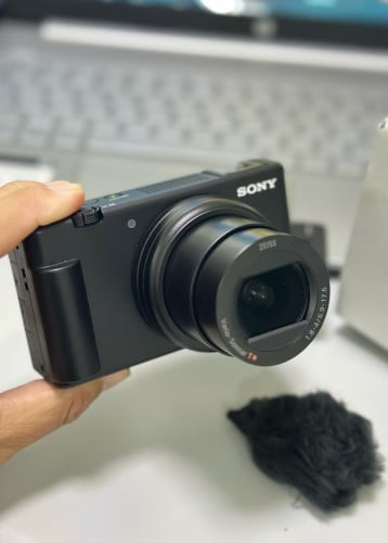 លក់ Sony ZV1-M2 ស្អាត 99%