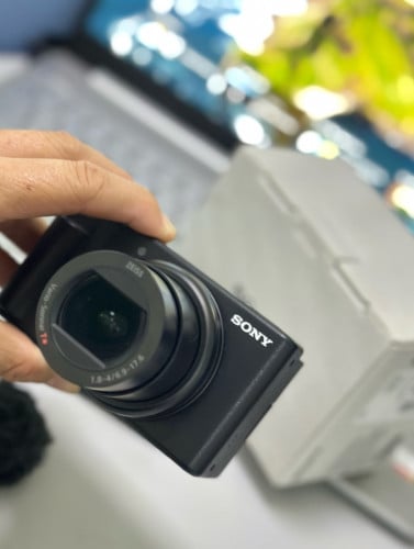 លក់ Sony ZV1-M2 ស្អាត 99%