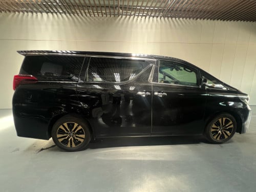🩵Toyota Alphard 2018 ឡានស្លាកលេខ