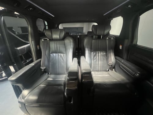 🩵Toyota Alphard 2018 ឡានស្លាកលេខ