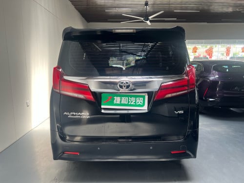 🩵Toyota Alphard 2018 ឡានស្លាកលេខ