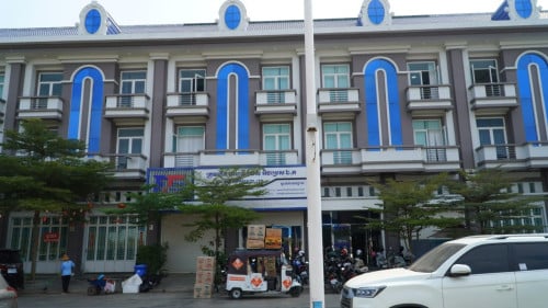 🏠  ផ្ទះអាជីវកម្មOCIC (4 ល្វែង)