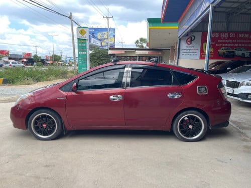 🚔 ឃ្លាំងលក់រថយន្ត សេម អូតូ ខា💰មានសេវាកម្មបង់រំលស់100% បង់120$-250$🚗Toyota  Prius 2005 H/ Full
