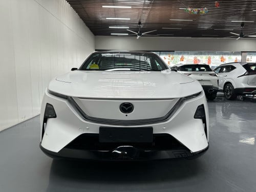 🚗Mazda EZ-60 High-Spec