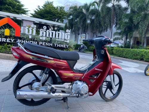 016 កាតគ្រីលេខភ្នំពេញ