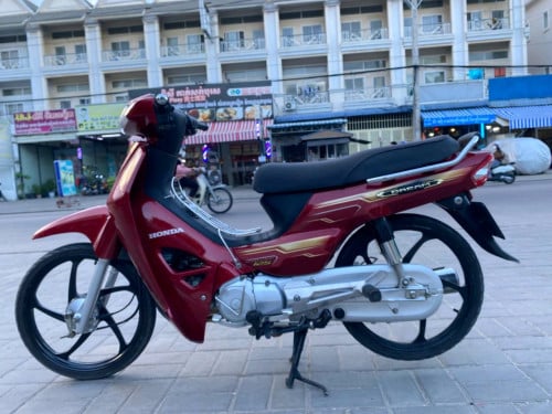 016 កាតគ្រីលេខភ្នំពេញ