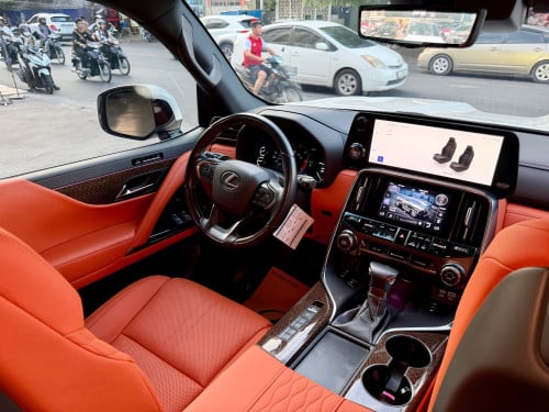2023 Lx 600 Grandeur