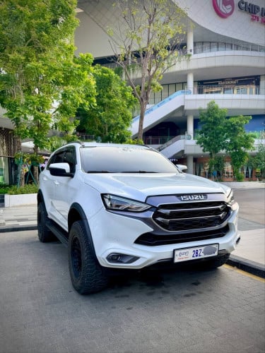 2024 Isuzu MuX 3.0 Diesel 47,300$