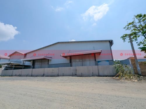 2580 Sqm Warehouse For Lease On A Sub-Wide Road In The Sen Sok Area