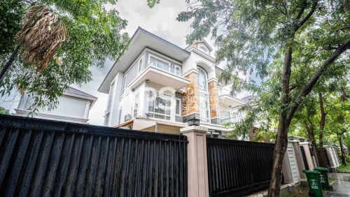 7 Bedroom Queen Villa For Rent - | Beong Snor | Phnom Penh