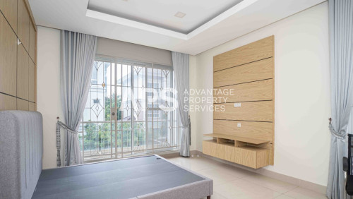 7 Bedroom Queen Villa For Rent - | Beong Snor | Phnom Penh