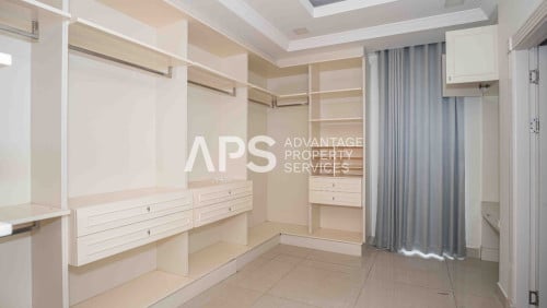 7 Bedroom Queen Villa For Rent - | Beong Snor | Phnom Penh