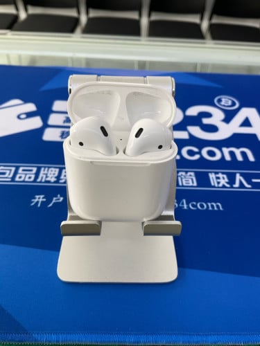 AirPod 2ហ្សីន1ទឹកស្រុកគេ1ឈុតតម្លៃ 60$