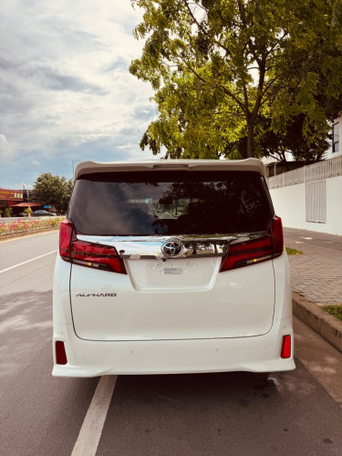 Alphard