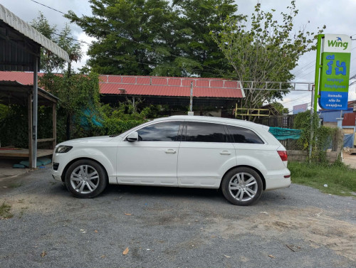 Audi Q7 010 ម៉ាស៊ូត