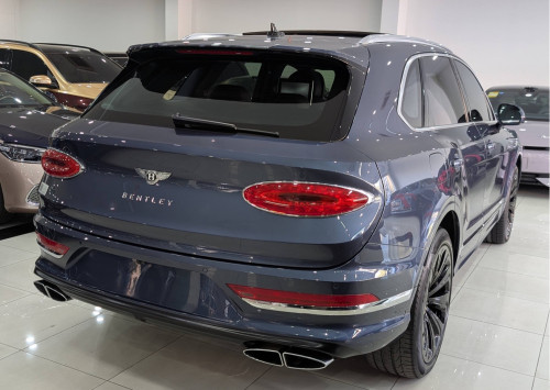 Bentley Bentayga 2022