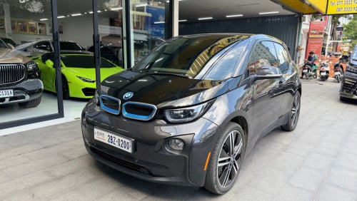 BMW i3 សាំង+ អគ្គិសនី ឆ្នាំ2014 (​ ពណ៌ប្រផេស)