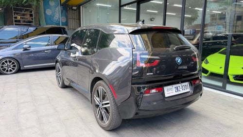 BMW i3 សាំង+ អគ្គិសនី ឆ្នាំ2014 (​ ពណ៌ប្រផេស)