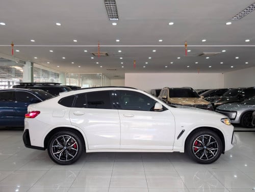 BMW X4 2023