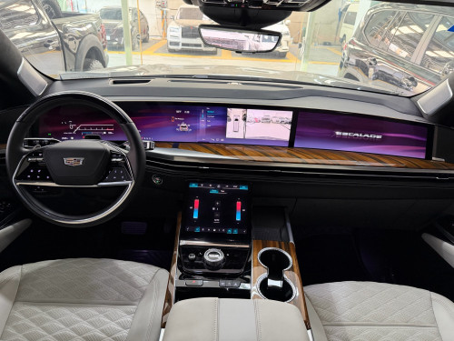 Cadillac Escalade 2025