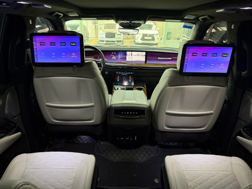 Cadillac Escalade 2025