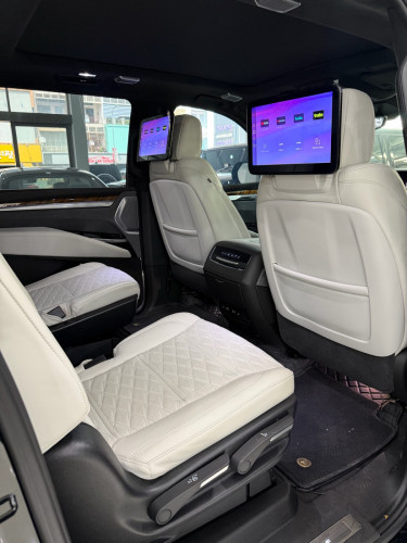 Cadillac Escalade 2025