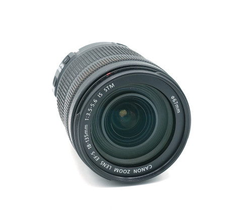 CANON EF-S 18-135mm F/3.5-5.6 IS STM