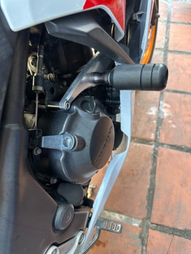 CBR250R