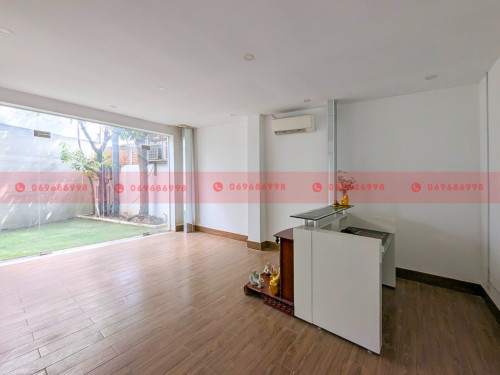 Commercial Warehouse For Rent On A Sub-Road In Kouk Khleang, Sen Sok