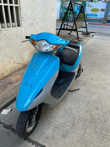 Dio 50cc មានទាំង សាំងលាយនិងសាំងសុទ្ធ