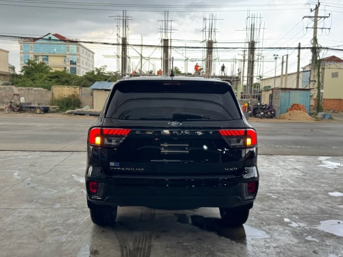 Ford Everest Titanium 2023  គីឡូតិច ម្ចាស់ដើមទីមួយទិញថ្មីខ្លាញ់ ថ្នាំហ្សុីនមួយជុំ ឡាននៅសាណុំទាំងអស់