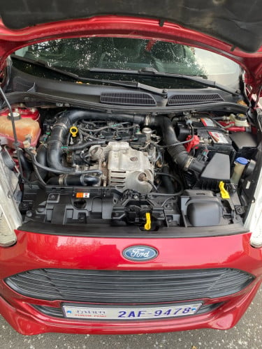 Ford fiesta 2015ឡានថ្មីខ្លាំង