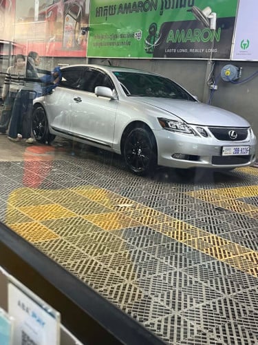 Gs 300 ប៉ុង 1 full ពណ៍ទឹកប្រាក់ឡានស្អាត ម៉ាញ៉េ Android កាមេរ៉ា360 រួចរាល់លក់ 14 ចរចារបានច្រើន