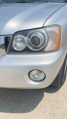 Highlander V4 ប៉ុង1 ឆ្នាំ2003 ពណ៍ទឹកប្រាក់