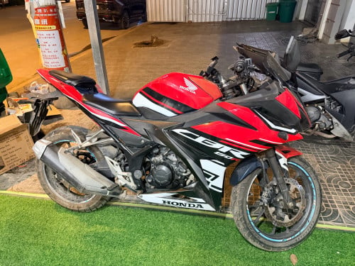 Honda CBR 150R