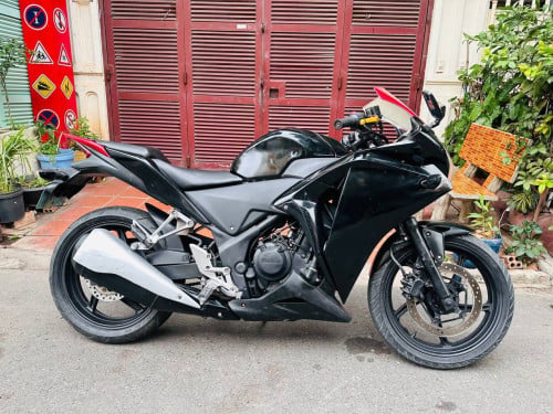 HONDA CBR