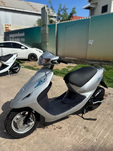HONDA DIO AF57 សាំងសុទ្ធ450$ក្រដាសពន្ធ📞 011284347