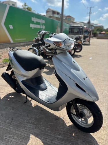 HONDA DIO AF57 សាំងសុទ្ធ450$ក្រដាសពន្ធ📞 011284347