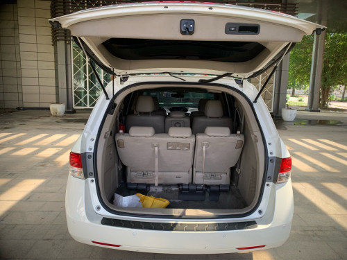HONDA ODYSSEY ឆ្នាំ 2017