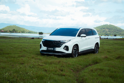 Hyundai Custin MPV 7កៅអី