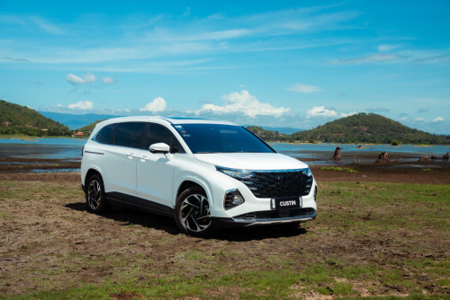 Hyundai Custin MPV 7កៅអី