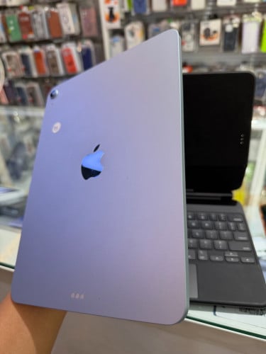 iPad Ari M3 11inch 256GB WiFi  Look like new